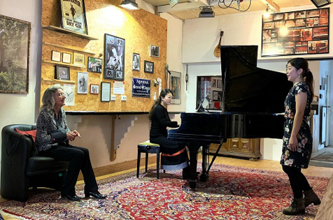 Teach, practise and perform in the pianosalon “Die Stimmgabel” in Mannheim-city centre, Germany